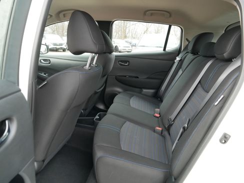 Certified 2024 Nissan Leaf SV Plus FWD image 36