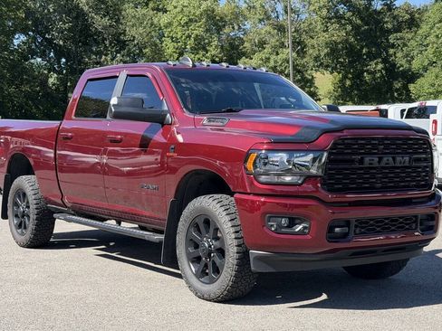 Used 2022 RAM 2500 Big Horn w/ Night Edition AWD/4WD image 7