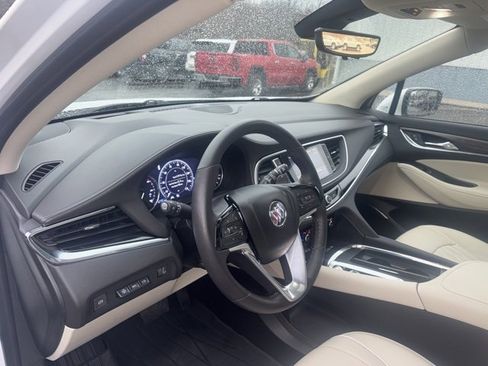 Used 2023 Buick Enclave Avenir w/ Avenir Technology Package image 30