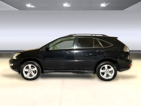 Used 2005 Lexus RX 330 AWD w/ Premium Plus Pkg image 2
