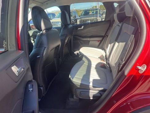 New 2026 Ford Escape SE w/ PHEV Premium Package FWD image 28
