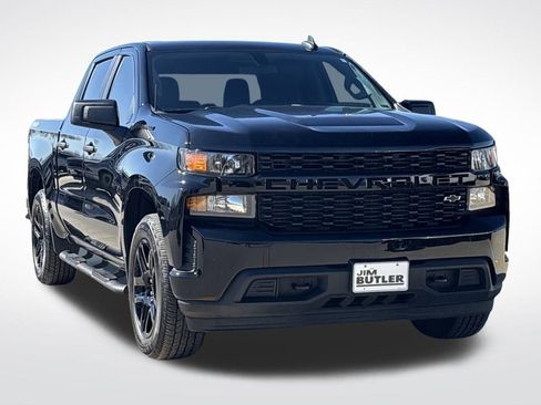 Used 2022 Chevrolet Silverado 1500 Custom w/ LPO, Blackout Package image 9