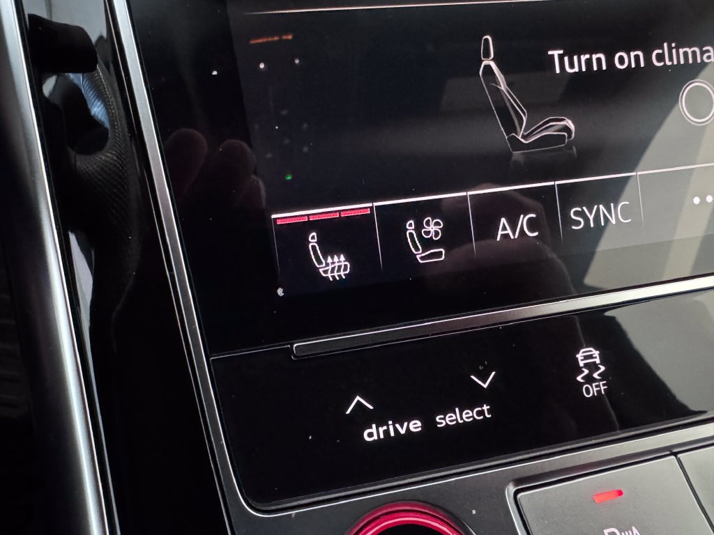 Used 2022 Audi SQ8 Prestige AWD/4WD image 24
