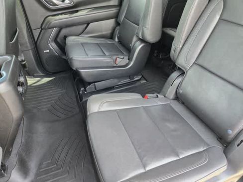 Used 2023 Chevrolet Suburban Z71 AWD/4WD image 14