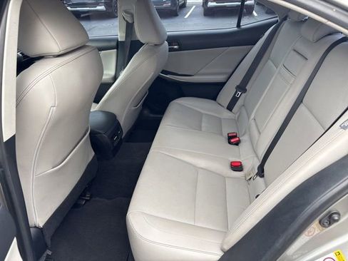 Used 2016 Lexus IS 300 AWD w/ Premium Package image 27