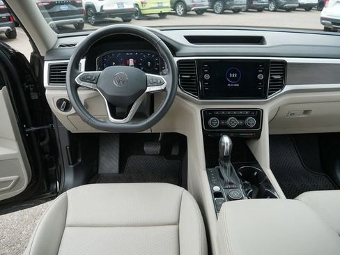 Certified 2023 Volkswagen Atlas SE AWD/4WD image 22