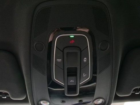 Used 2024 Audi A6 Premium Plus image 32