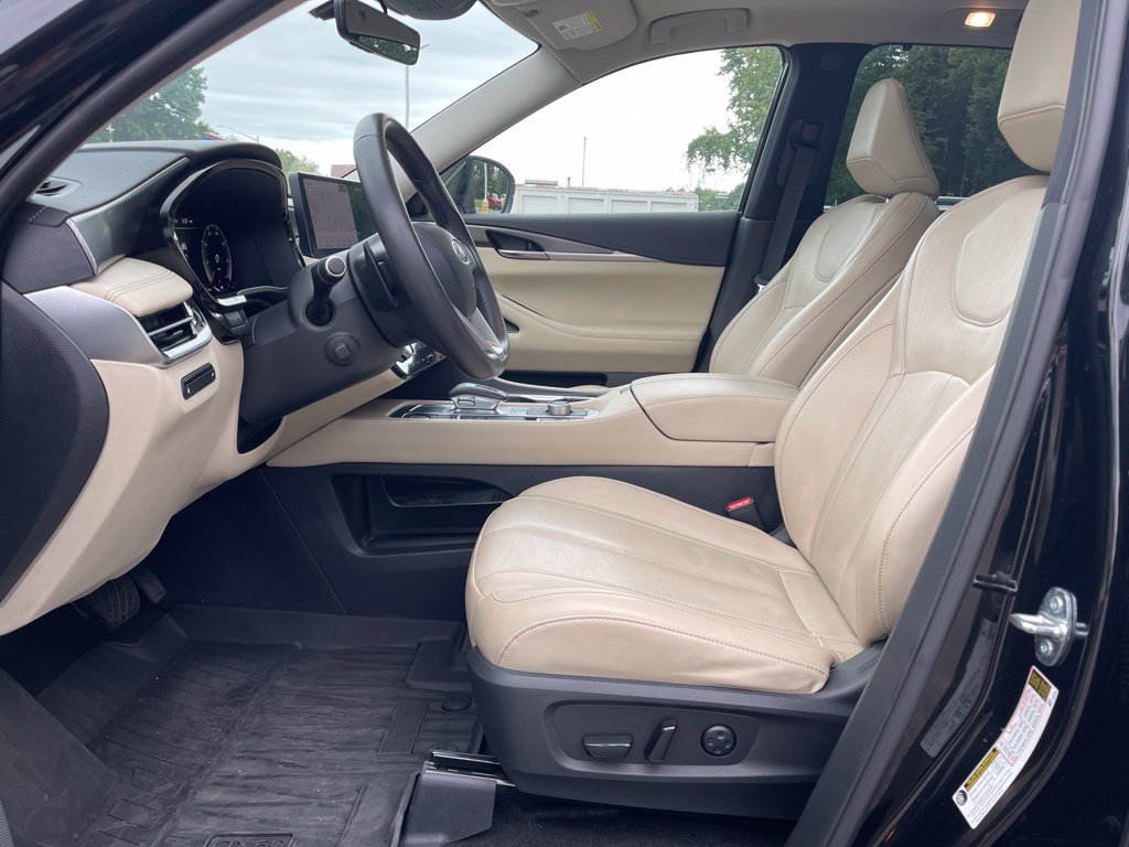 Used 2023 INFINITI QX60 Luxe w/ Cargo Package AWD/4WD image 14