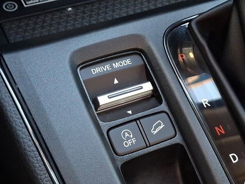 Used 2025 Honda CR-V EX-L image 25