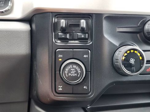 New 2026 Ford F350 XLT w/ XLT Premium Package AWD/4WD image 25