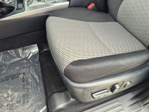 Used 2023 Toyota 4Runner SR5 AWD/4WD image 12