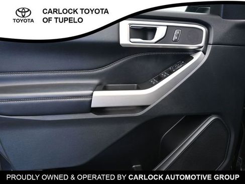 Used 2022 Ford Explorer XLT w/ Class IV Trailer Tow Package image 22