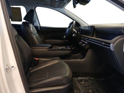 Certified 2025 Hyundai Tucson Limited image 15