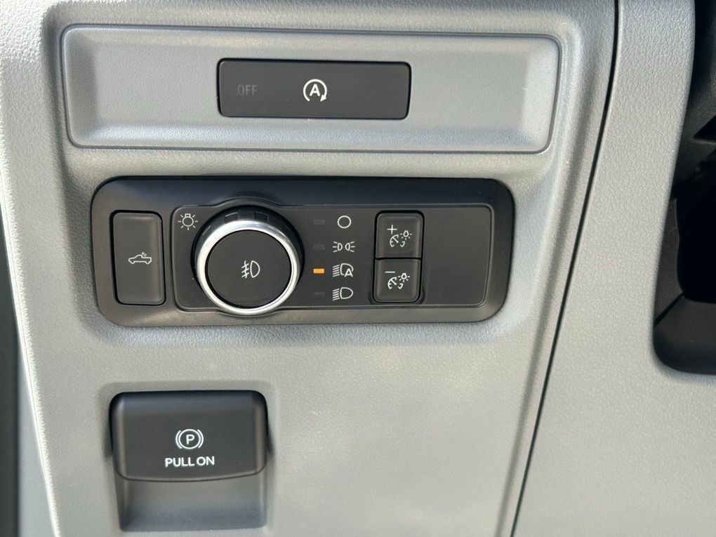 Used 2025 Ford F150 XLT w/ Equipment Group 301A Standard AWD/4WD image 39