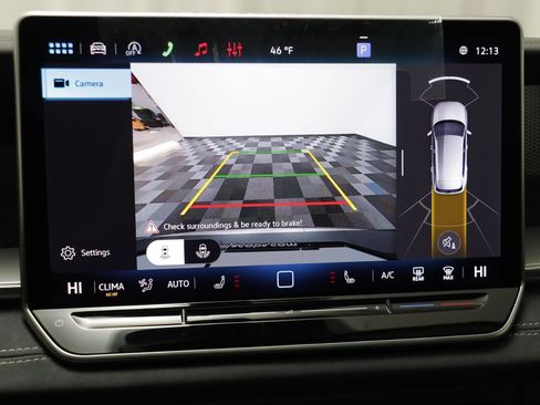 New 2026 Volkswagen Tiguan SE image 9