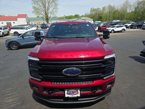 New 2025 Ford F250 Platinum AWD/4WD image 3