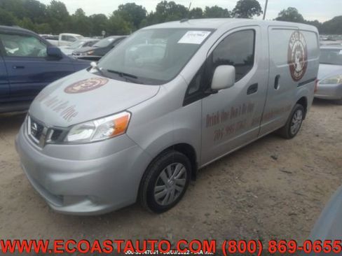 Used 2015 Nissan NV200 SV w/ Technology Package image 3