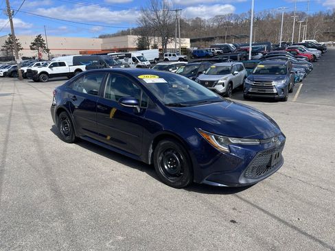 Certified 2020 Toyota Corolla LE w/ Protection Package image 6