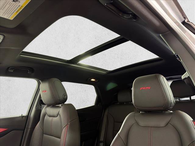 Used 2024 Chevrolet TrailBlazer RS w/ Convenience Package FWD image 2