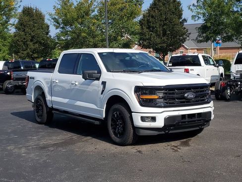 New 2025 Ford F150 XLT w/ Equipment Group 302A MID image 3