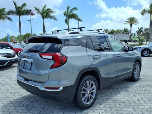 Used 2023 GMC Terrain SLT FWD image 14