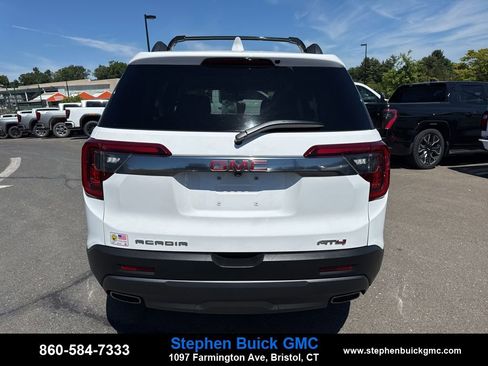 Used 2023 GMC Acadia AT4 image 6