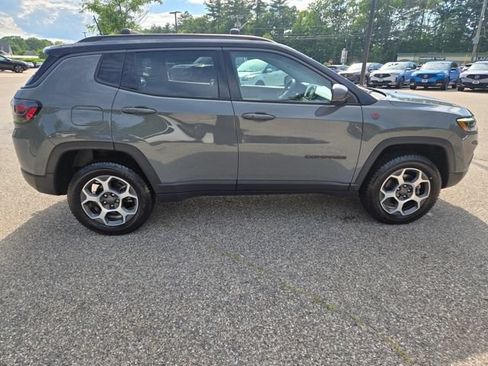 Used 2022 Jeep Compass Trailhawk w/ Trailhawk Elite Group AWD/4WD image 6