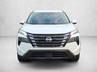 Used 2024 Nissan Rogue SV FWD video 2