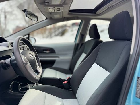 Used 2014 Toyota Prius C Three image 14