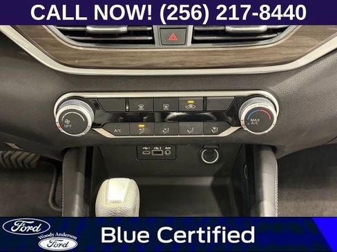 Used 2023 Nissan Altima 2.5 SV FWD image 17