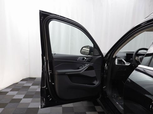 New 2026 BMW X7 xDrive40i image 5