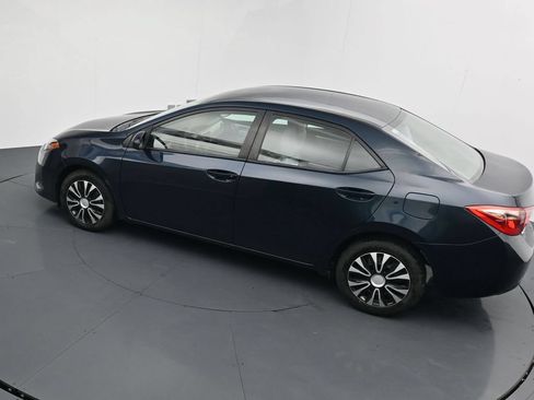 Used 2019 Toyota Corolla LE FWD image 30