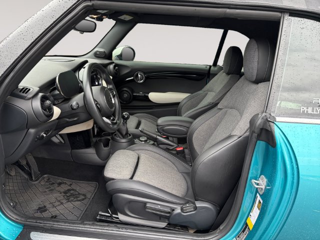 Used 2019 MINI Cooper Convertible w/ Storage Package FWD image 9