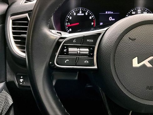Used 2022 Kia Seltos EX image 24