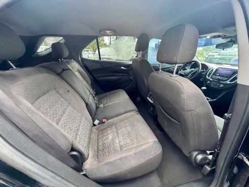 Used 2022 Chevrolet Equinox LT FWD image 16