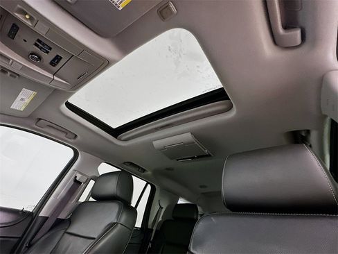 Used 2015 Chevrolet Tahoe LTZ image 27