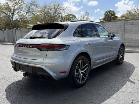 Used 2025 Porsche Macan image 3