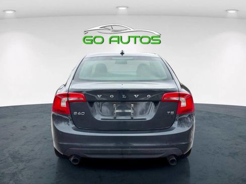 Used 2013 Volvo S60 T5 image 2