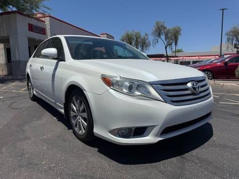 Used 2012 Toyota Avalon Limited FWD image 1