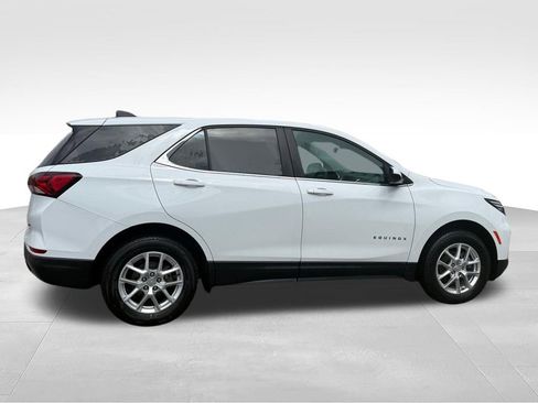 Used 2024 Chevrolet Equinox LT AWD/4WD image 19