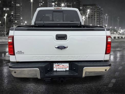 Used 2014 Ford F250 Lariat w/ Lariat Chrome Package image 6