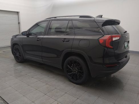 Used 2023 GMC Terrain SLE w/ Driver Convenience Package FWD image 3