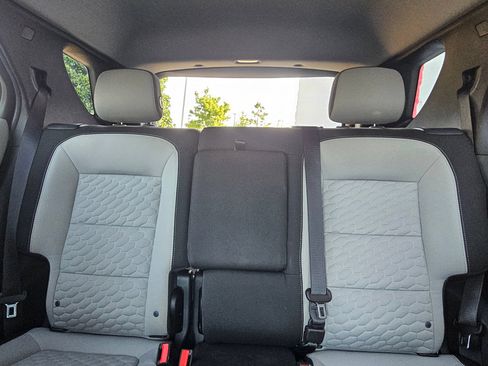 Used 2020 Chevrolet Equinox LS w/ LS Convenience Package FWD image 25