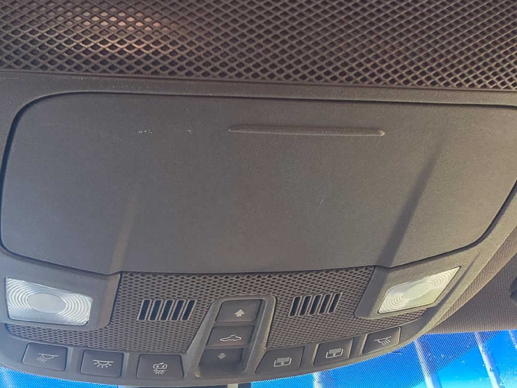 Used 2018 Lincoln MKX Reserve FWD image 32