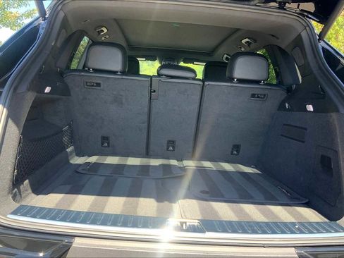 Used 2024 Porsche Cayenne image 68