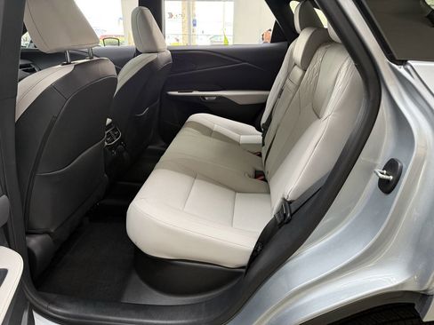 Used 2025 Lexus RX 350 Premium image 13