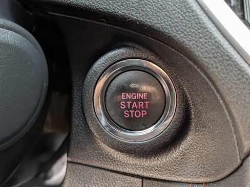 Used 2018 Subaru Crosstrek 2.0i Limited AWD/4WD image 19