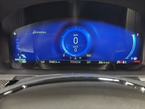 Used 2024 Ford Explorer ST w/ Technology Package image 30