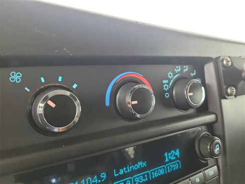 Used 2018 GMC Savana 2500 w/ Driver Convenience Package image 21