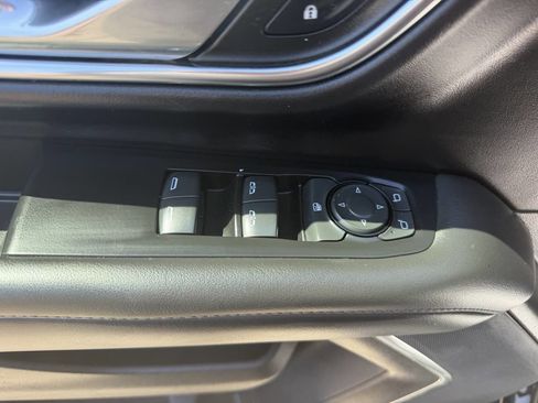 Used 2022 Chevrolet Tahoe 4WD w/ Remote Keyless Entry Package image 12